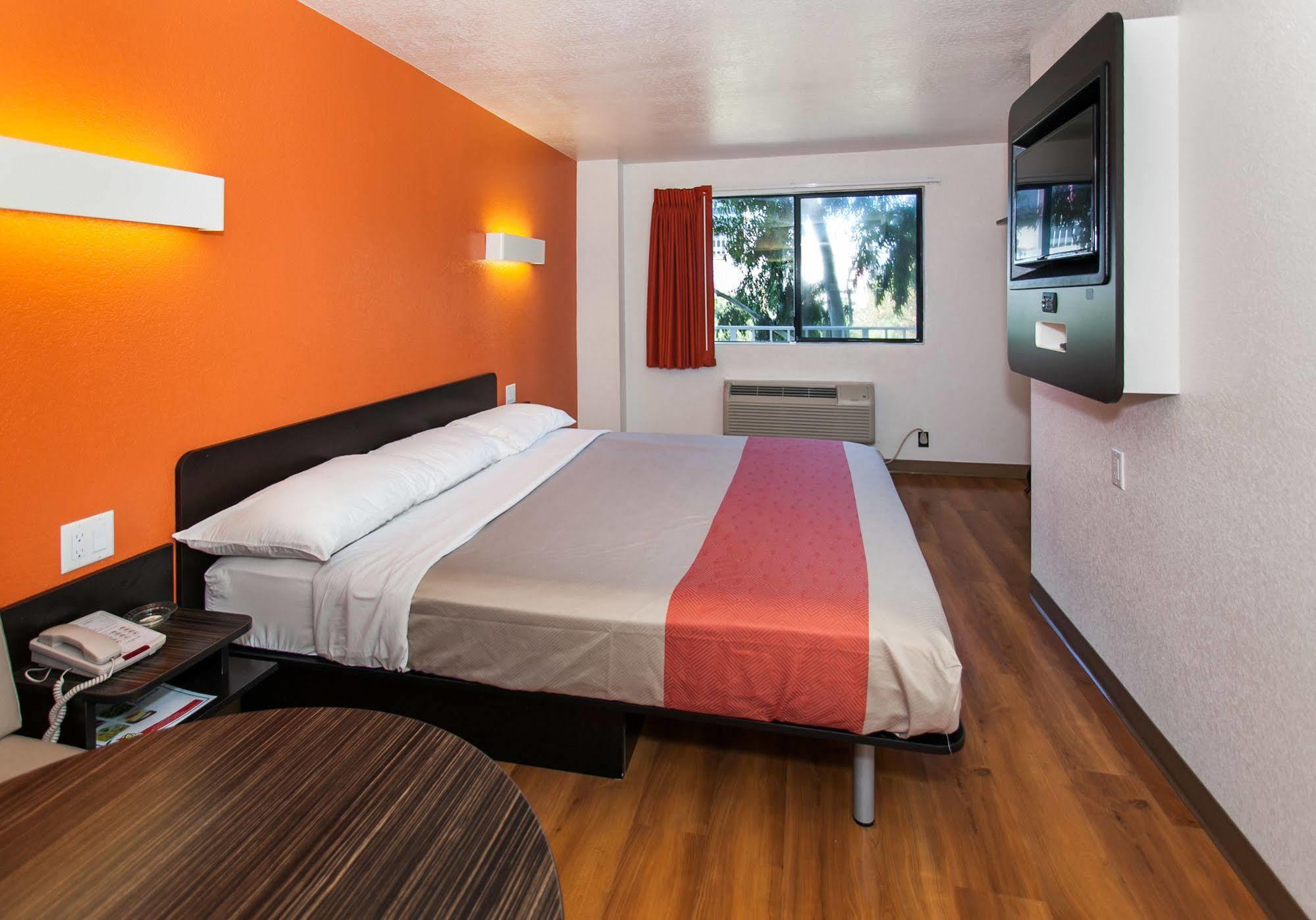Motel 6-Los Angeles, Ca - Los Angeles - Lax Inglewood Eksteriør billede